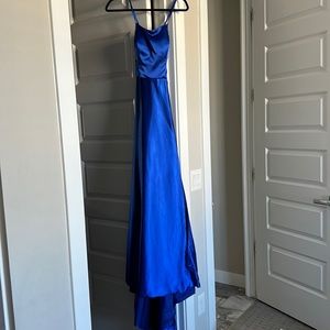 Windsor Dress Blue Maxi size 6 (medium) Prom